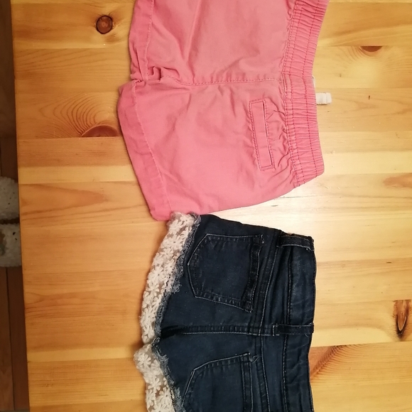 Toddler shorts - Picture 2 of 2